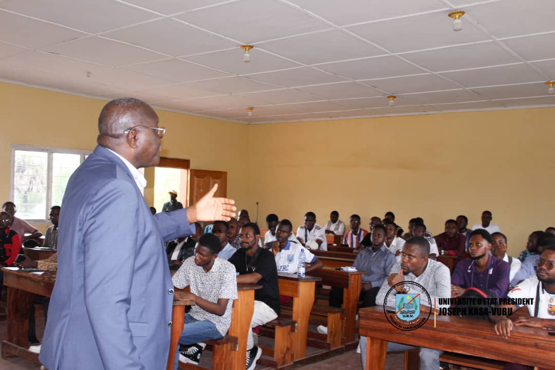 Rencontre d’échanges entre le Recteur de l’UKV et la Coordination Estudiantine